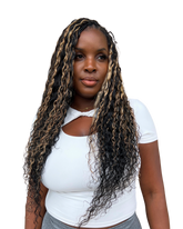 Tremé – Loose Curly - Feather Crochet Hair