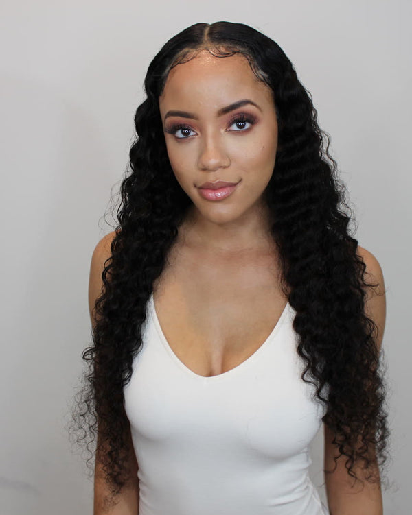 Customer wearing Fab Hair by Kaye Loose Curly hair