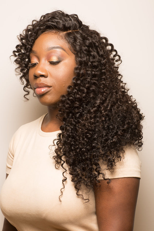 Customer wearing Fab Hair by Kaye Loose Curly hair